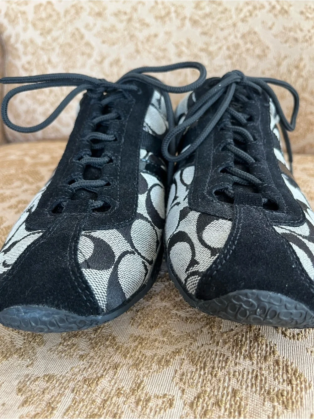 COACH Katelyn Sneakers size 8 classic monogram print black